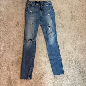 Hollister Women's Distressed Skinny Jeans - Blue